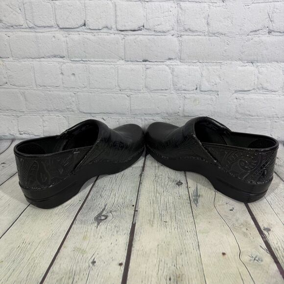 Dansko Clog 7.5-8 US 38 EU Black Embossed Leather Slip On Comfort Walk Shoes - Picture 5 of 13